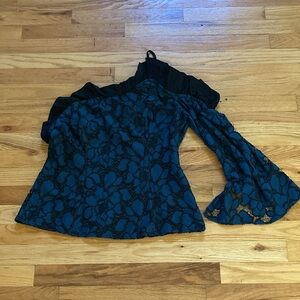 Women Venus blue black lace ruffle single arm long sleeve shirt size 16